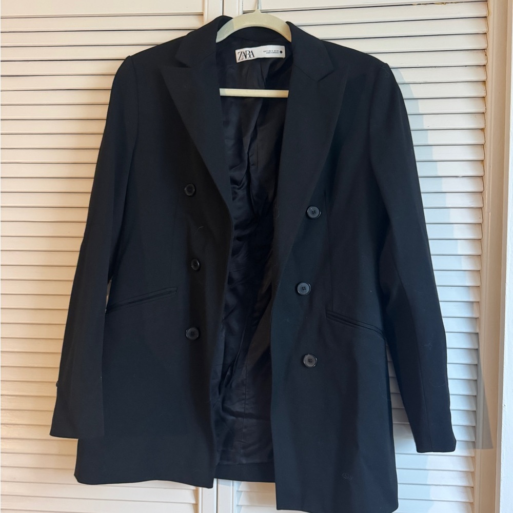 Zara Women's Double-Breasted Black Blazer